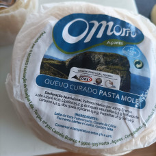 Queijo de vaca curado de pasta mole